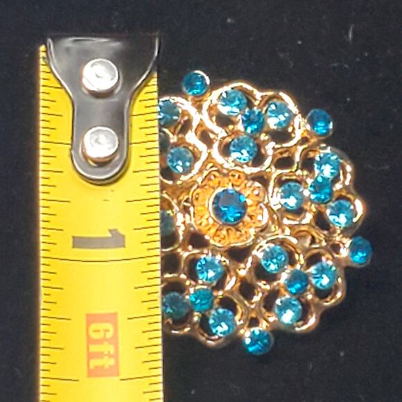 Blue Rhinestone Round Gold Tone 1.5" Brooch Pin Unsigned Vtg - Picture 6 of 6